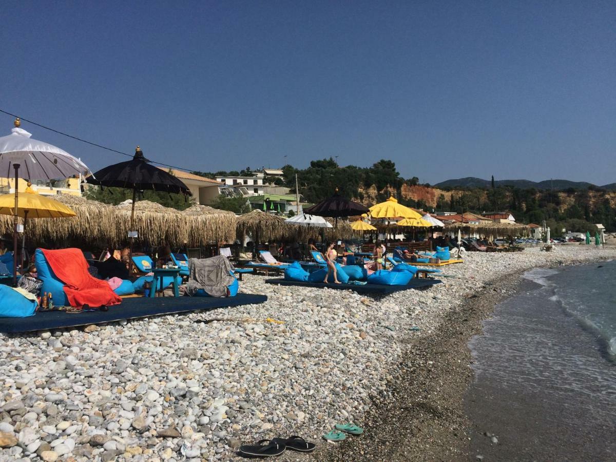 Ferienwohnung Agali 2 Maizonette Front Of The Sea Akrogiali Exterior foto
